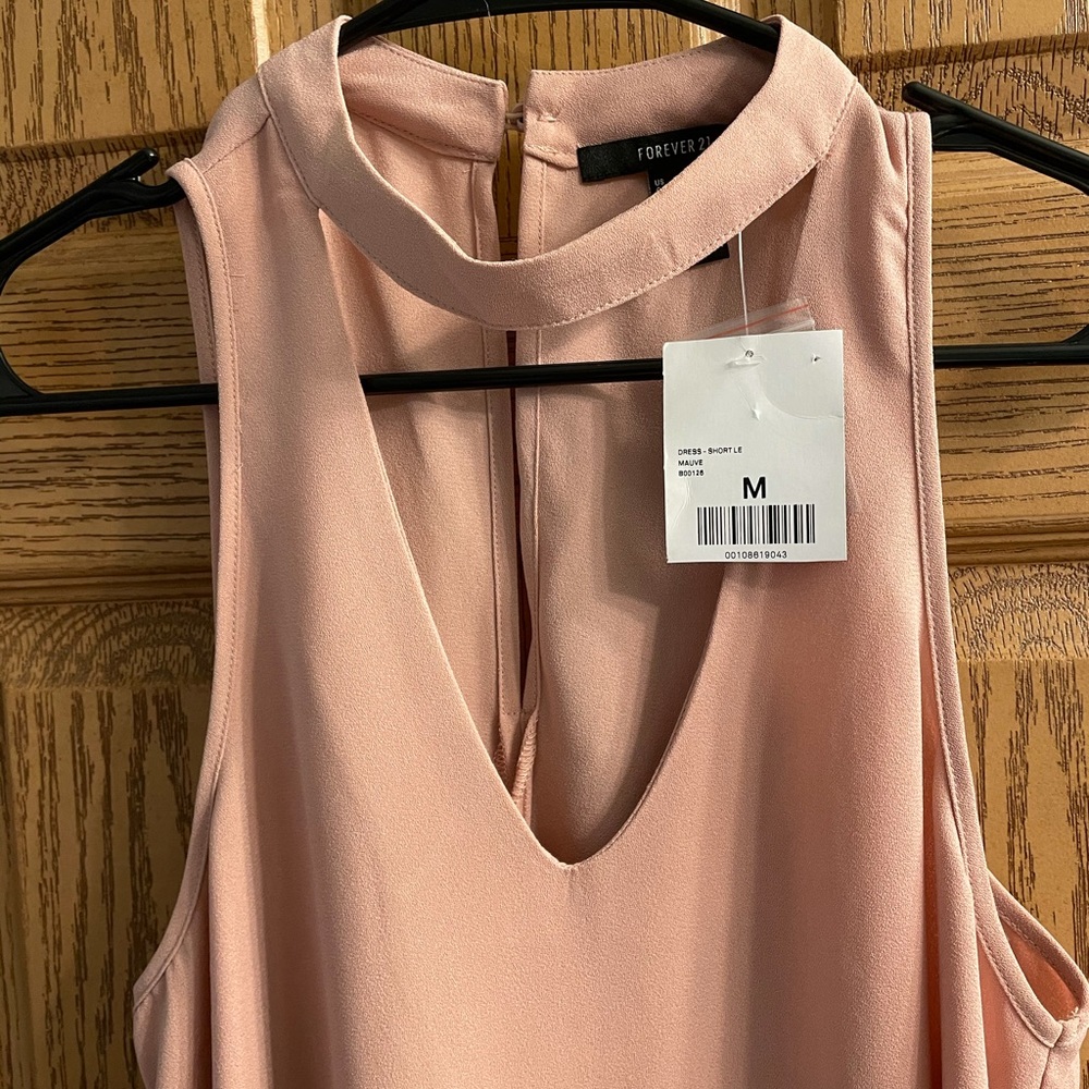 NWT Forever 21 keyhole mauve dress size m perfect for 70s Halloween costume